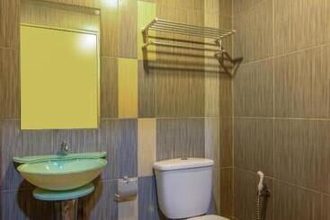 هتل Esplanade By Oyo Rooms