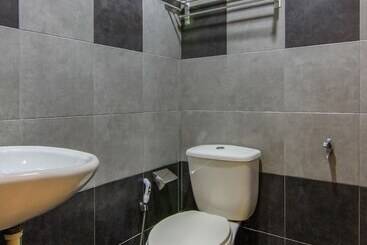 هتل Esplanade By Oyo Rooms