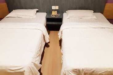 هتل Esplanade By Oyo Rooms