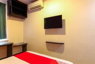 هتل Esplanade By Oyo Rooms
