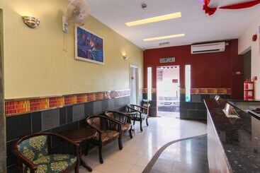 هتل Esplanade By Oyo Rooms