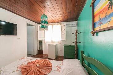 هتل Pousada Villa Dellerose