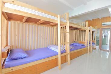Saen Sabai Hostel