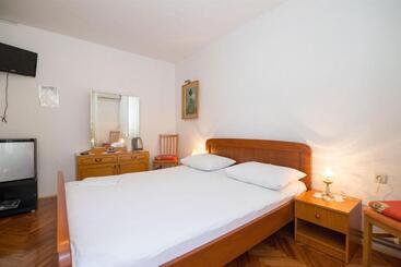 Apartment And Rooms Ruza