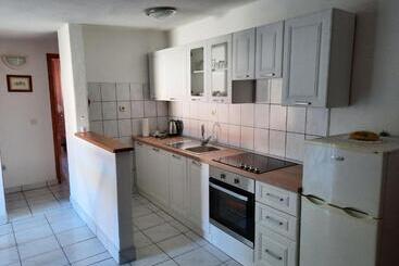 Apartment And Rooms Ruza