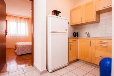 Apartment Toni 555