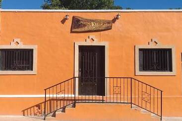 Hostel Casa Xtakay