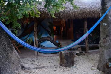 Hostel Casa Xtakay