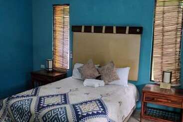 Hostel Casa Xtakay