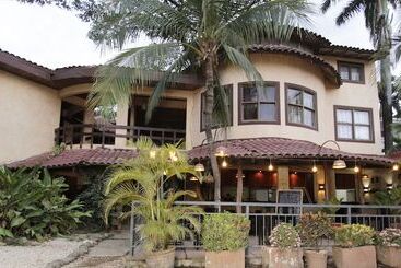 هتل Boruca Tamarindo