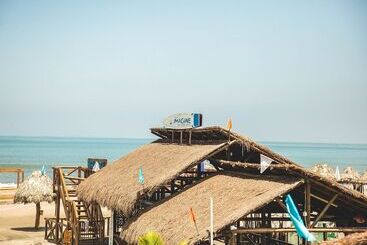 هتل Imagine Beach