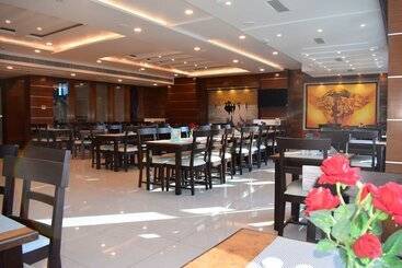 هتل Millenia Regency