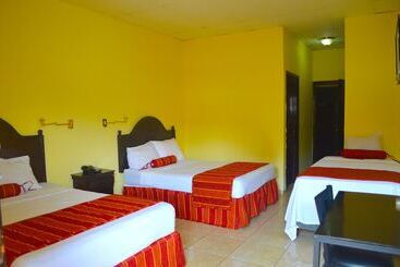 هتل Plaza Palmero