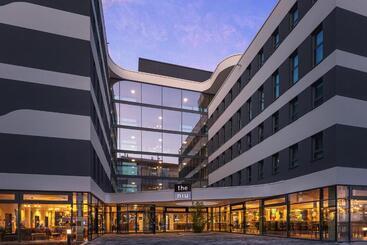 هتل Holiday Inn   The Niu, Mesh Stuttgart Messe, An Ihg
