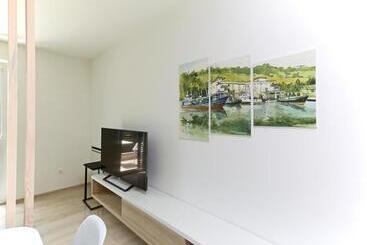 Magic Stone Apartments