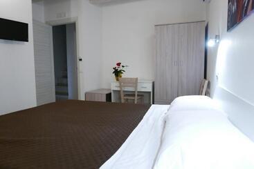 Opera Boutique Rooms