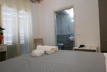 Opera Boutique Rooms