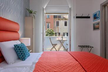 پانسیون La Preziosa Rooms