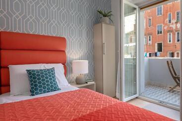 پانسیون La Preziosa Rooms