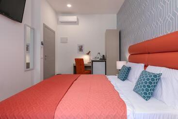 پانسیون La Preziosa Rooms