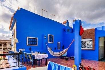 ریاض Ryad A&b Sarai