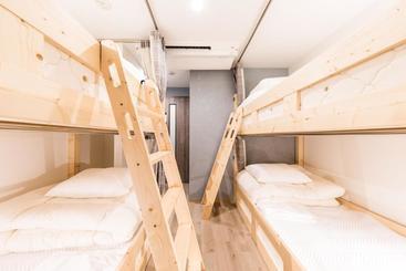 Rinia Hostel