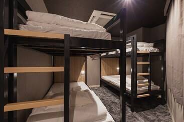هاستل Mash Cafe & Bed Nagano