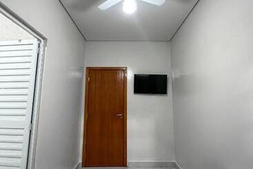 هاستل Spot Hotel E Pousada
