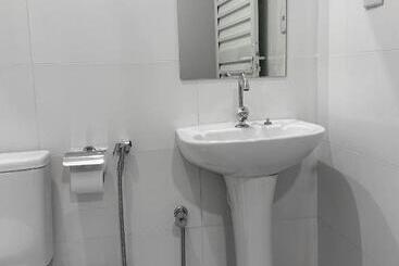 هاستل Spot Hotel E Pousada