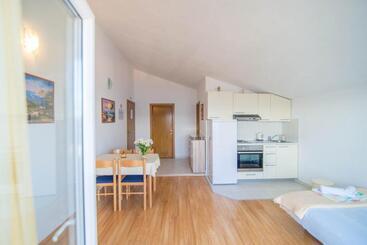 Apartments Cihorich