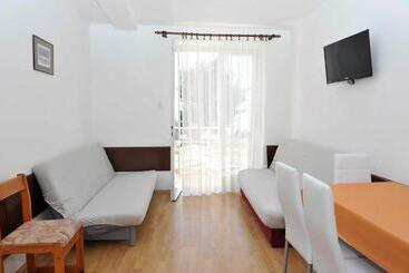 Apartments Popovac 736
