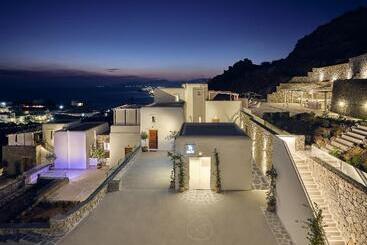 αrcs Suites & Residences