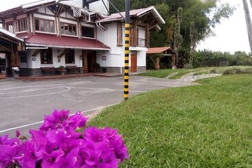 تختخواب و صبحانه Finca Hotel Santana