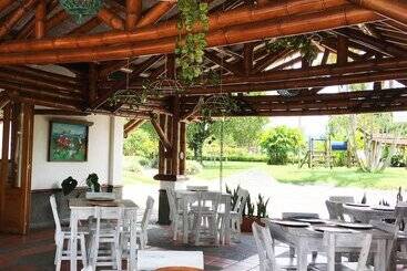 تختخواب و صبحانه Finca Hotel Santana