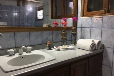 تختخواب و صبحانه Finca Hotel Santana