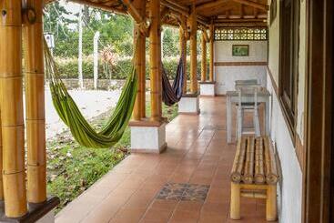 تختخواب و صبحانه Finca Hotel Santana