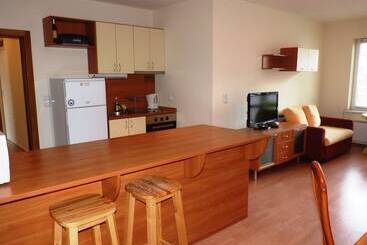 Eagle Rock Holiday Apartments