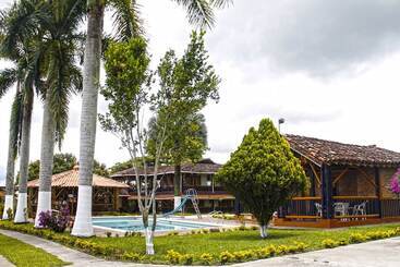 هتل El Jardín Del Quindío