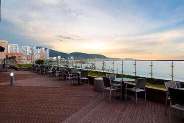 هتل Mercure Ambassador Ulsan