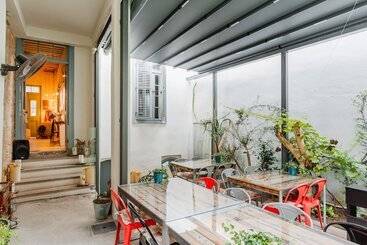 هتل Tasev Guesthouse