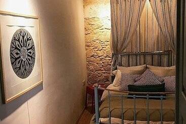 هتل Tasev Guesthouse