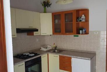 پانسیون Apartments Boćin Rosso