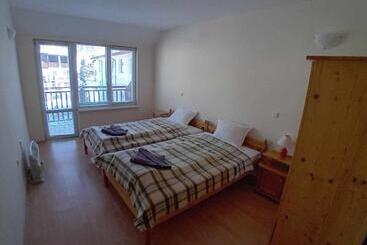 Eagle Rock Holiday Apartments