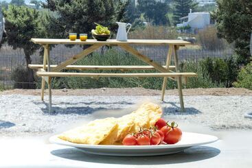 Aelia Suites Milos