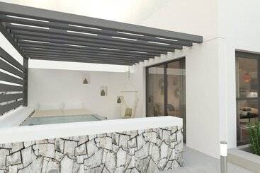 Aelia Suites Milos