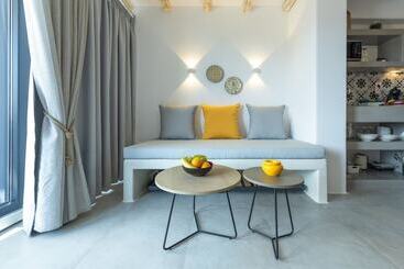 Aelia Suites Milos