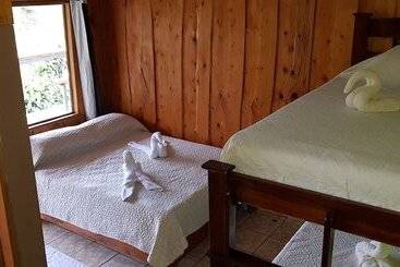 هاستل Mora's Place B&b