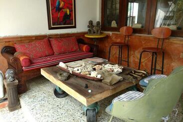 هتل Boutique Casa Berastegui