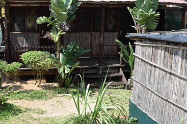 هتل Gamboozini Lodge
