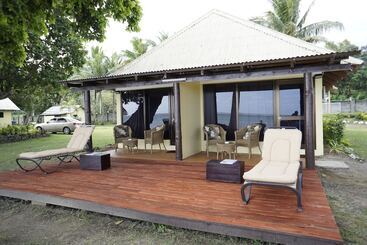 هتل Namolevu Beach Bures